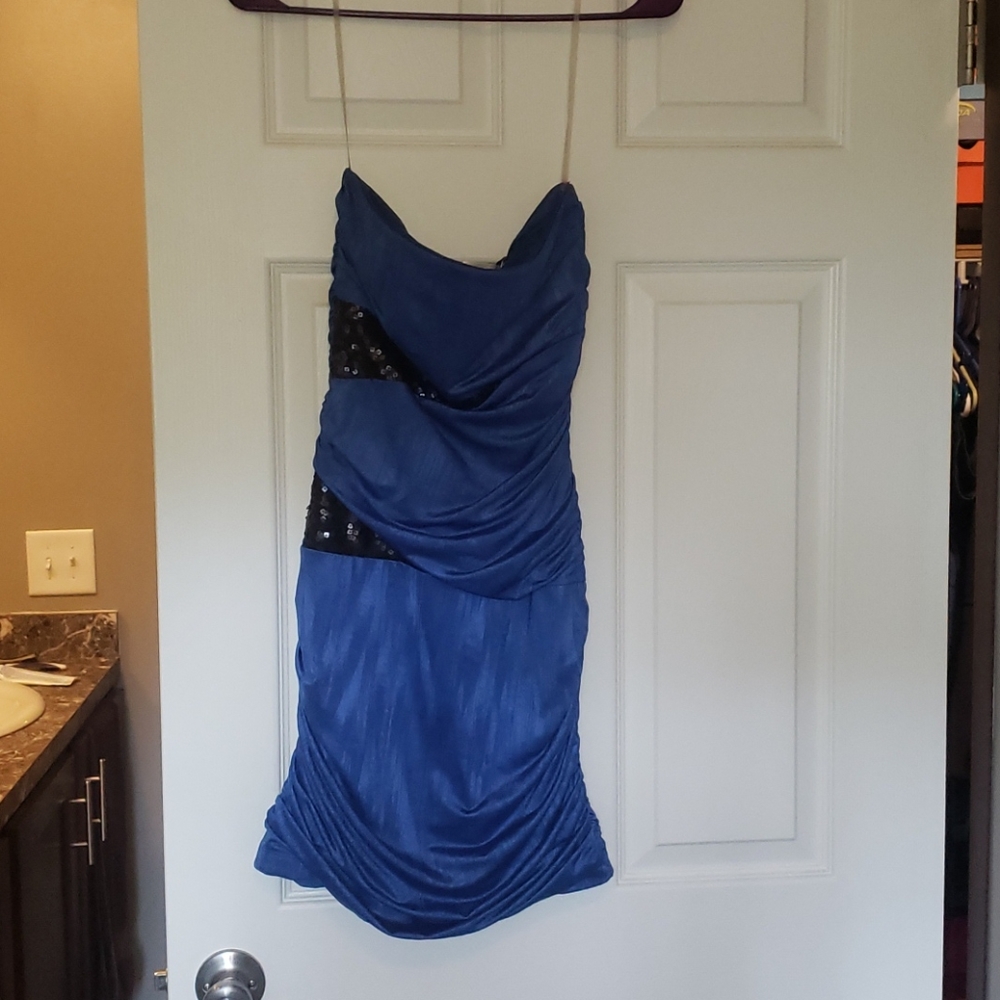 Strapless blue party dress